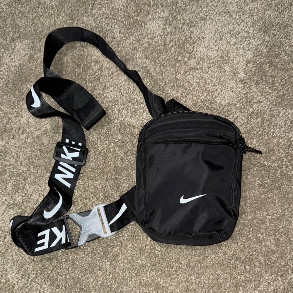 Nike Black Crossbody Bag